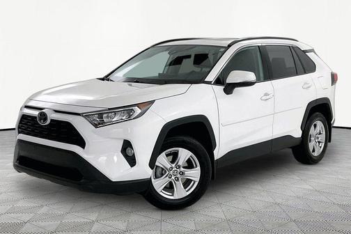 Super White 2021 Toyota RAV4 XLE