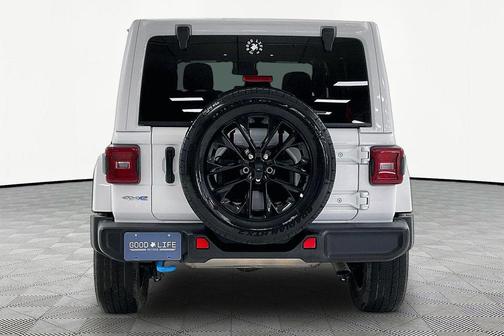 Bright White Clearcoat 2024 Jeep Wrangler 4xe Sahara