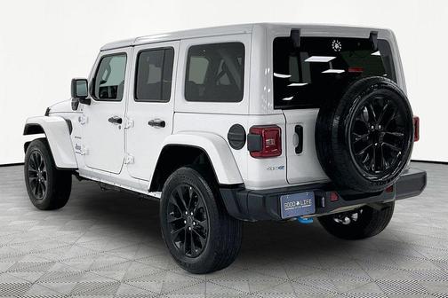 Bright White Clearcoat 2024 Jeep Wrangler 4xe Sahara