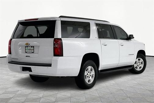 2017 Chevrolet Suburban LT