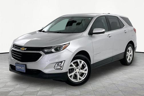 Silver Ice Metallic 2018 Chevrolet Equinox 2LT