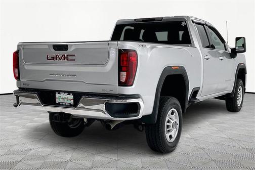 2022 GMC Sierra 2500 SLE