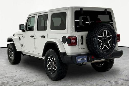 Bright White Clearcoat 2025 Jeep Wrangler 4-Door Sahara 4x4