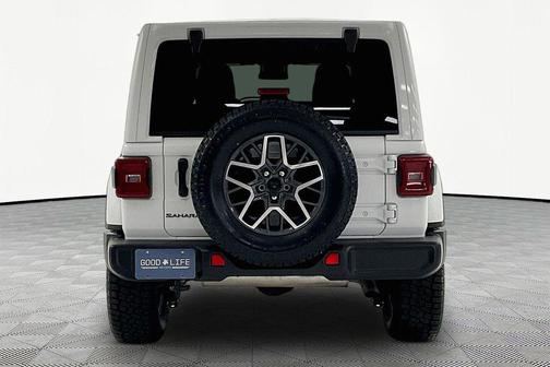 Bright White Clearcoat 2025 Jeep Wrangler 4-Door Sahara 4x4