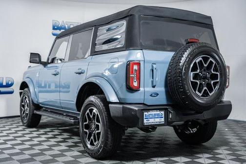 2023 Ford Bronco Outer Banks