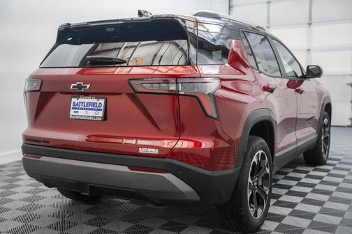 Radiant Red Tintcoat 2026 Chevrolet Equinox 1LT