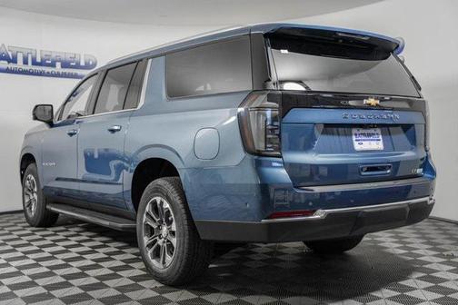 2025 Chevrolet Suburban LT