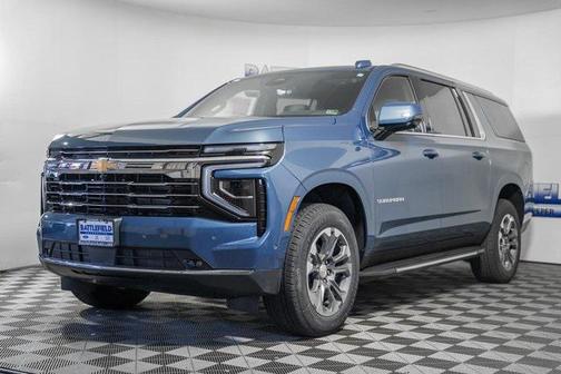 2025 Chevrolet Suburban LT