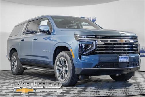 2025 Chevrolet Suburban LT