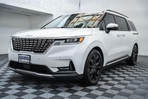 Snow White Pearl 2024 Kia Carnival SX Prestige
