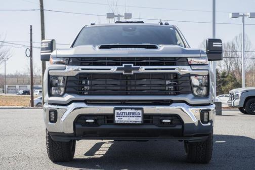 Sterling Gray Metallic 2026 Chevrolet Silverado 3500 LT