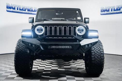 2024 Jeep Wrangler 4-Door Sahara 4x4