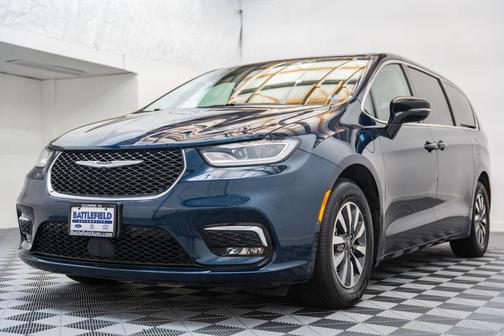 Fathom Blue Pearlcoat 2024 Chrysler Pacifica Hybrid Select