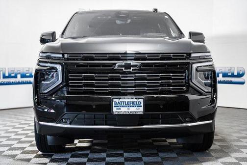 2025 Chevrolet Suburban 4WD High Country