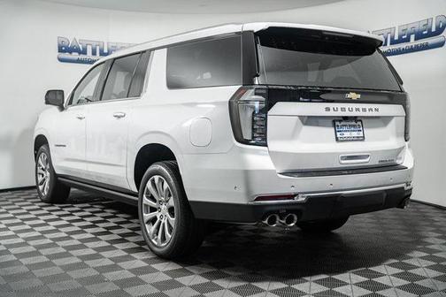 2025 Chevrolet Suburban Premier
