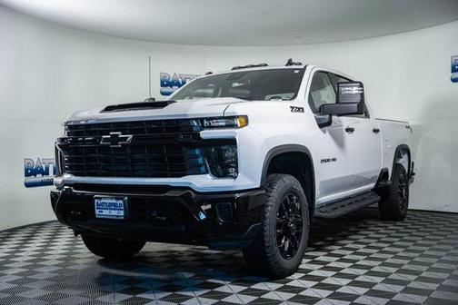 2026 Chevrolet Silverado 2500 Custom