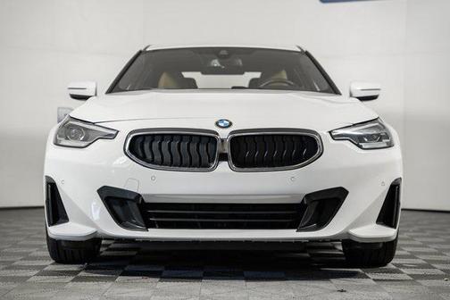 2022 BMW 230 i
