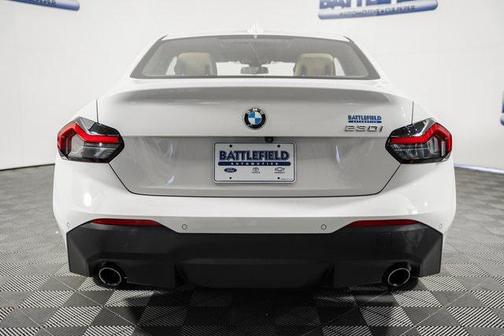 2022 BMW 230 i