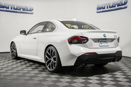 2022 BMW 230 i