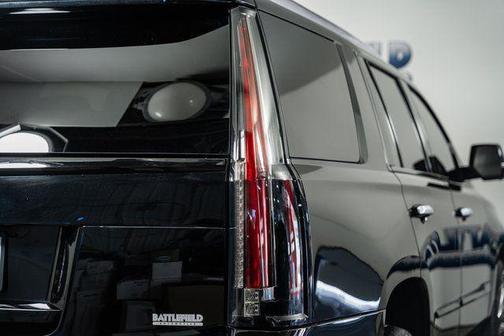 2019 Cadillac Escalade Luxury