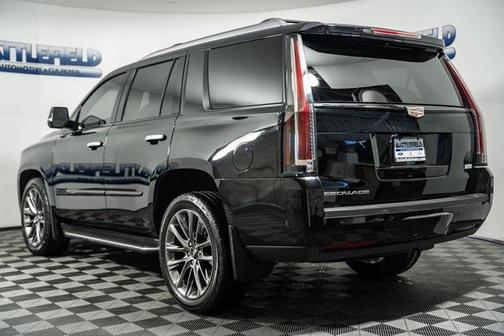 2019 Cadillac Escalade Luxury