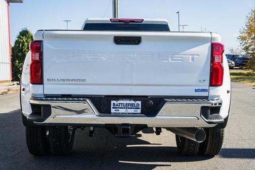 2026 Chevrolet Silverado 3500 LT