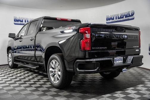 2025 Chevrolet Silverado 1500 Custom