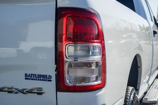 2024 RAM 3500 Big Horn Crew Cab 4x4 8' Box