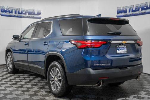 2023 Chevrolet Traverse LT Cloth