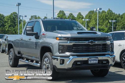 Sterling Gray Metallic 2026 Chevrolet Silverado 3500 LT