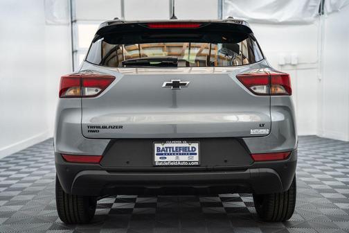 Sterling Gray Metallic 2026 Chevrolet Trailblazer LT