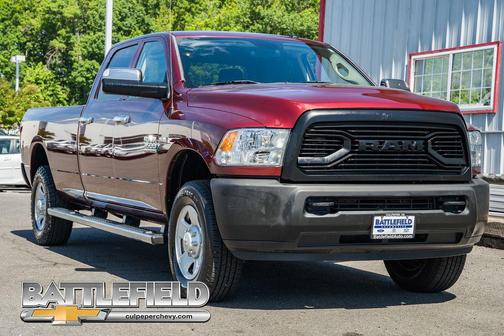 Delmonico Red Pearlcoat 2017 RAM 3500 Tradesman Crew Cab 4x4 8' Box