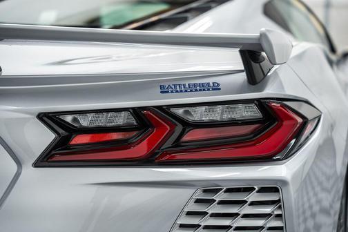 Blade Silver Metallic 2026 Chevrolet Corvette Stingray w/3LT