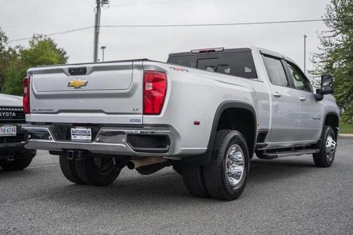 2022 Chevrolet Silverado 3500 LT