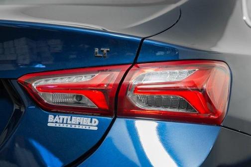 2022 Chevrolet Malibu FWD LT