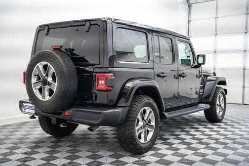 Black Clearcoat 2020 Jeep Wrangler Unlimited Sahara