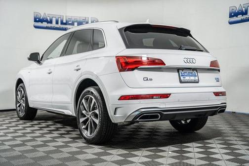 2023 Audi Q5 45 S line Premium Plus