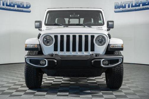 2023 Jeep Gladiator Overland