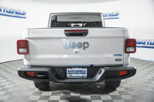2023 Jeep Gladiator Overland