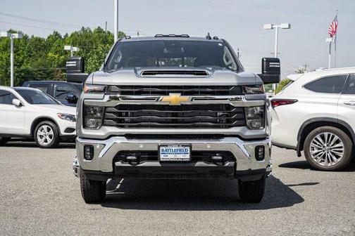 2025 Chevrolet Silverado 3500 LT