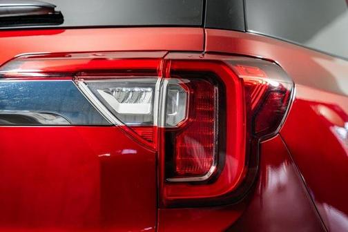 2023 GMC Acadia AWD SLT