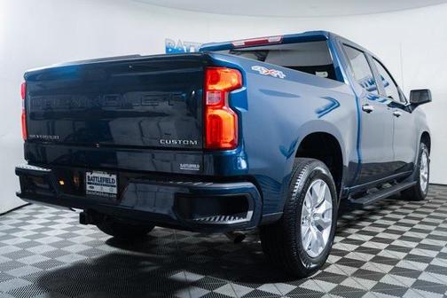 2022 Chevrolet Silverado 1500 Custom