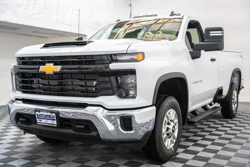 Summit White 2026 Chevrolet Silverado 2500 WT