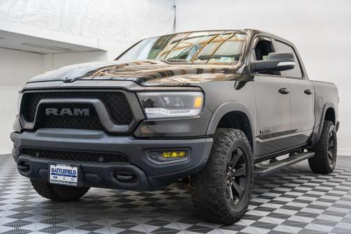 Diamond Black Crystal Pearlcoat 2021 RAM 1500 Rebel