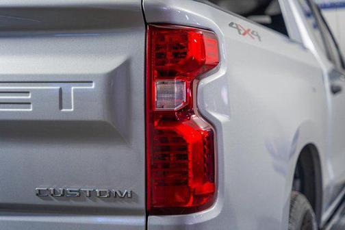 2022 Chevrolet Silverado 1500 Custom