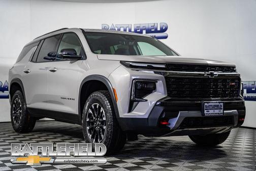 Sandstone Gray 2026 Chevrolet Traverse AWD Z71