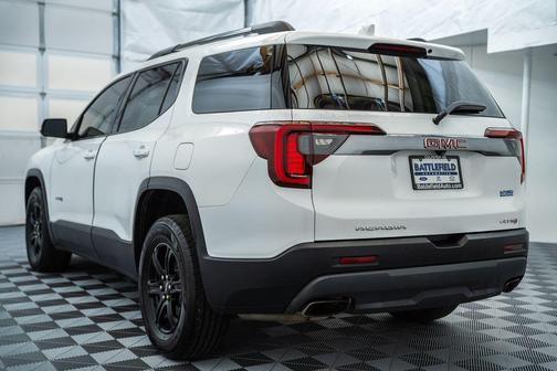 Summit White 2021 GMC Acadia AWD AT4