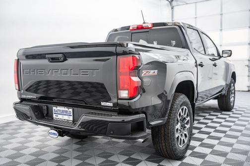 Black 2026 Chevrolet Colorado Z71