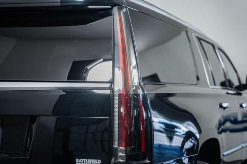 2018 Cadillac Escalade ESV Platinum