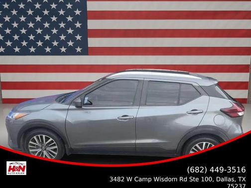 Silver 2021 Nissan Kicks SV